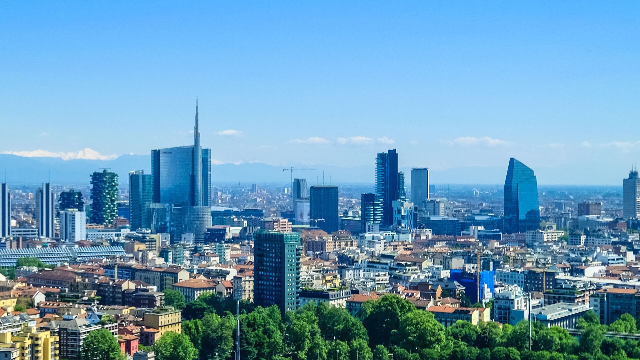 Milan skyline